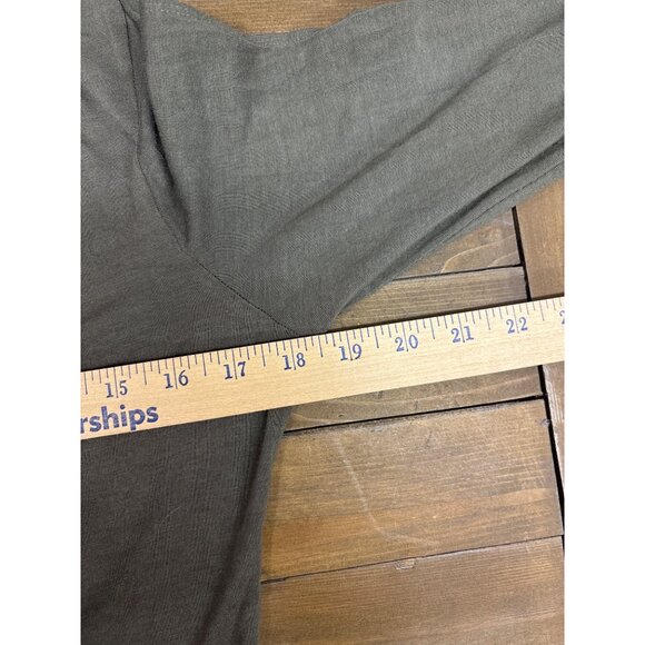 Bke Boutique Embellished V Neck Long Sleeve Modal Blend Top Size L Gray - Picture 6 of 6